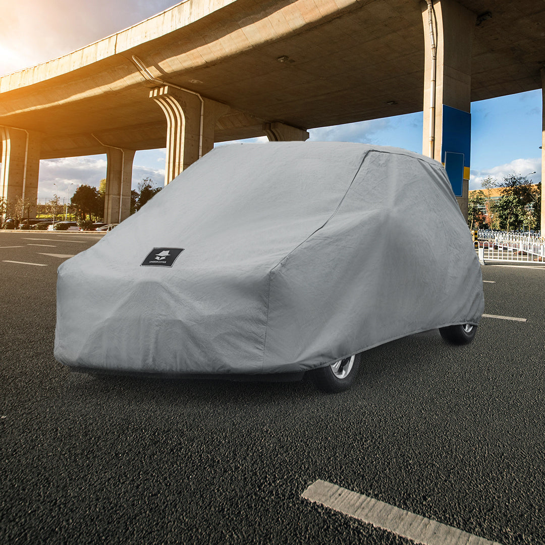 Cover Mobil Toyota Prius Premium